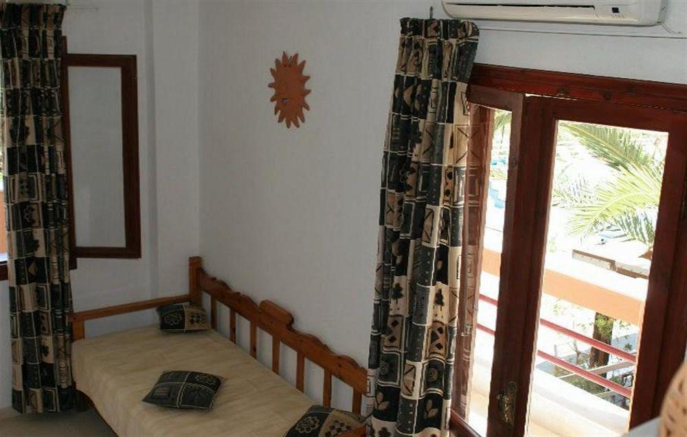 Golden Apartments Agios Nikolaos  Exterior photo